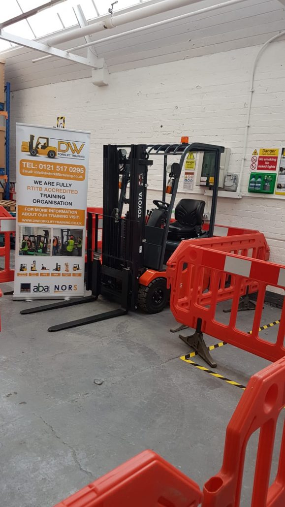 Forklift Training Course in Birmingham DW Forklift Training